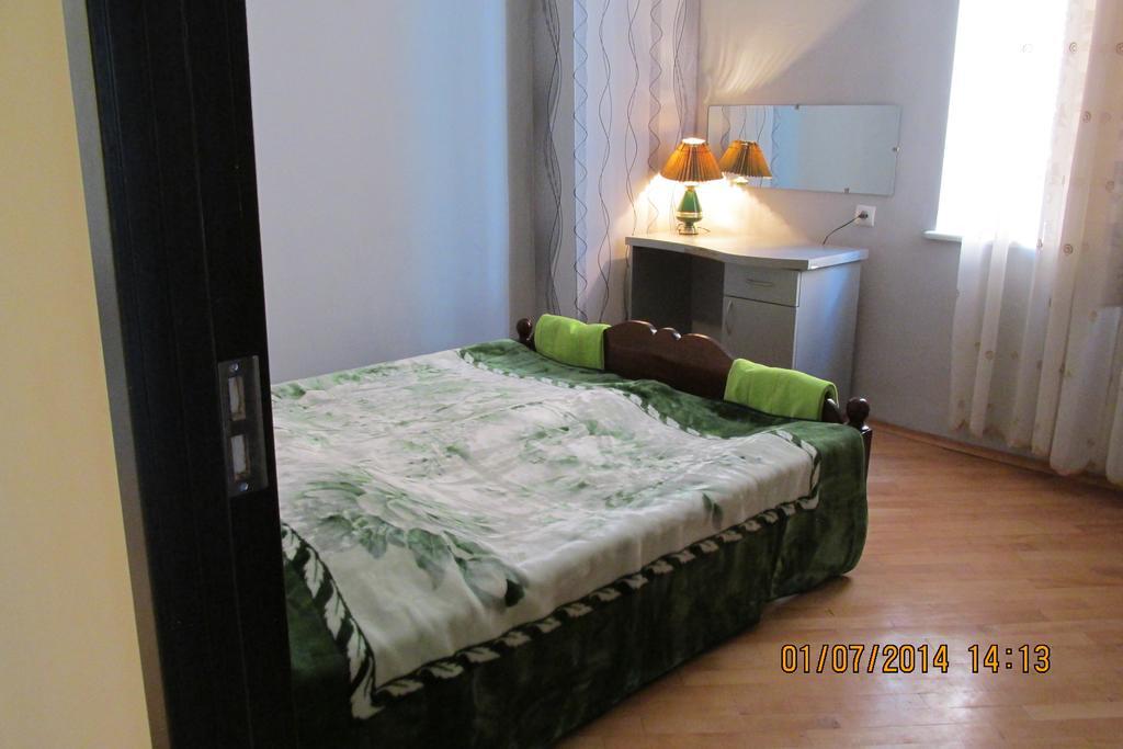 Guest House Lviv Грузия Kutaisi Habitación foto